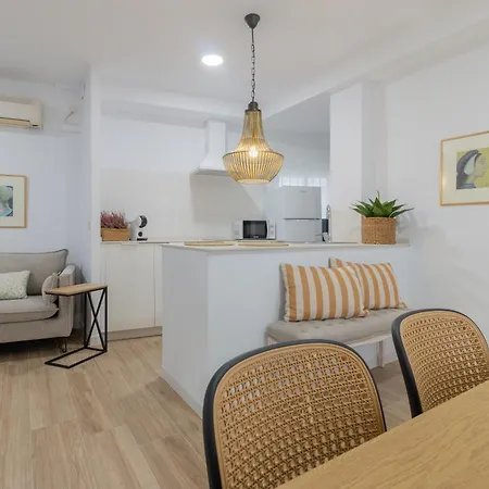 Conde Y Luque Appartement *